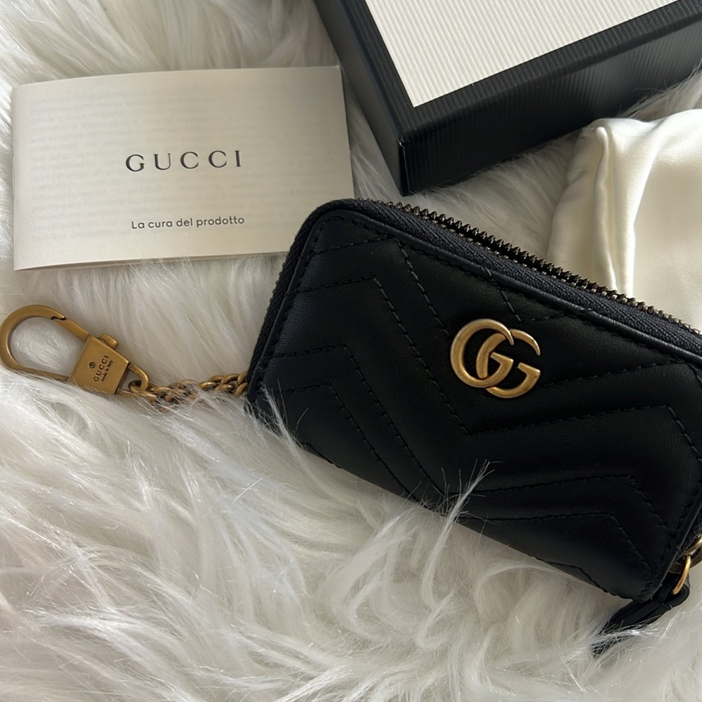 🆕GUCCI Calfskin Matelasse GG Marmont Coin Purse/Key Case Black - Picture 2 of 6